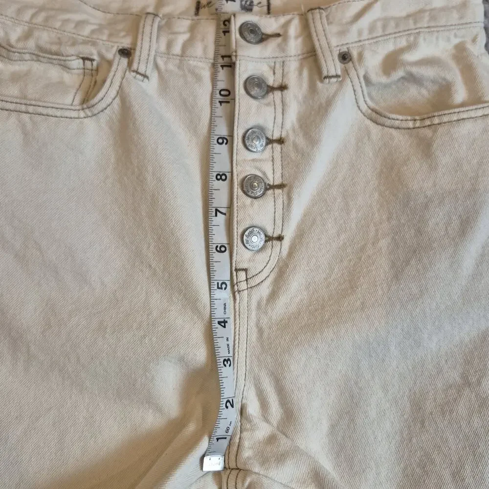 We The Free Crop Barrel Jeans Women 29 Ivory Button Fly FP Denim Frayed Hem Hi - Picture 8 of 10